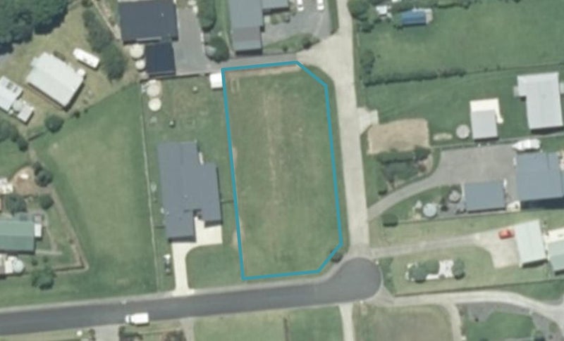 13 Mylindas Road, WHAKATIWAI, MIRANDA - Carousel 1