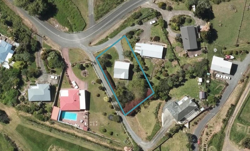 20 Toetoe Road, Whangarei - Carousel 1