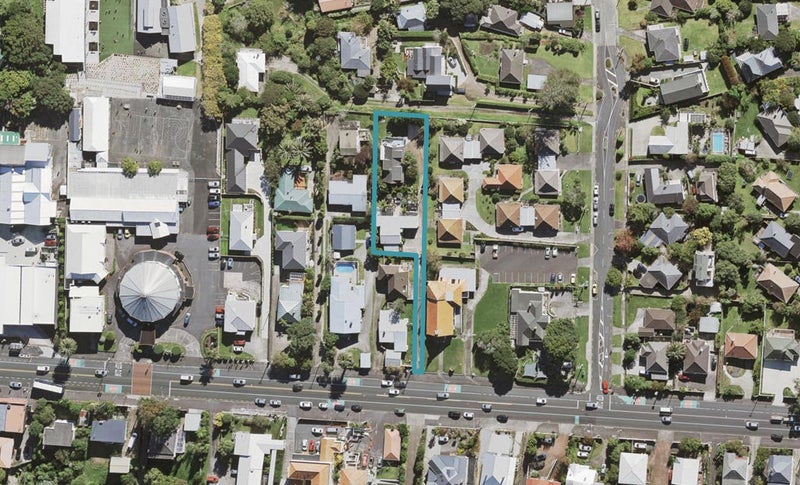 1/99 Onewa Road, Northcote, Auckland - Carousel 1