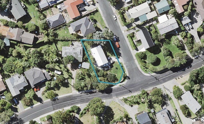 2 MacNay Way, Murrays Bay, Auckland - Carousel 1