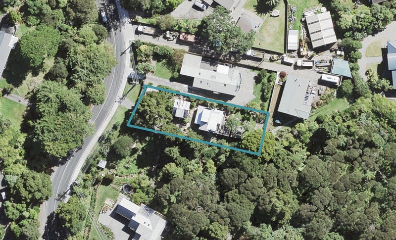 392 Huia Road, Titirangi, Auckland - Carousel 1