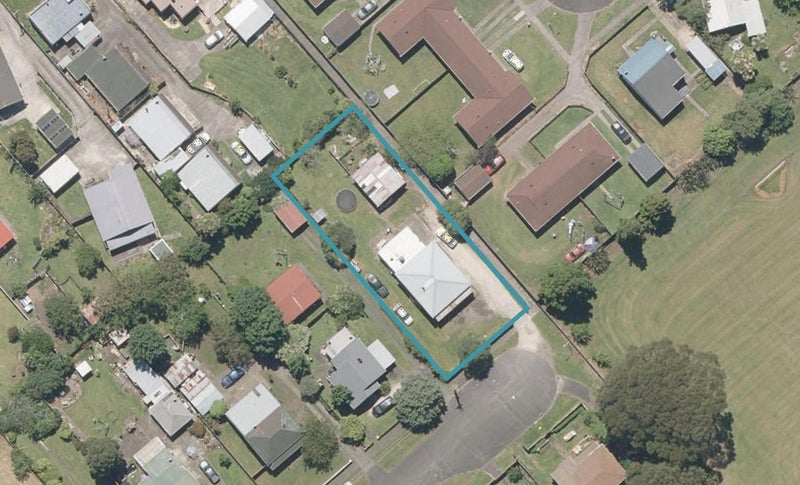 35 Mahoney Street, Whanganui East, Whanganui - Carousel 1