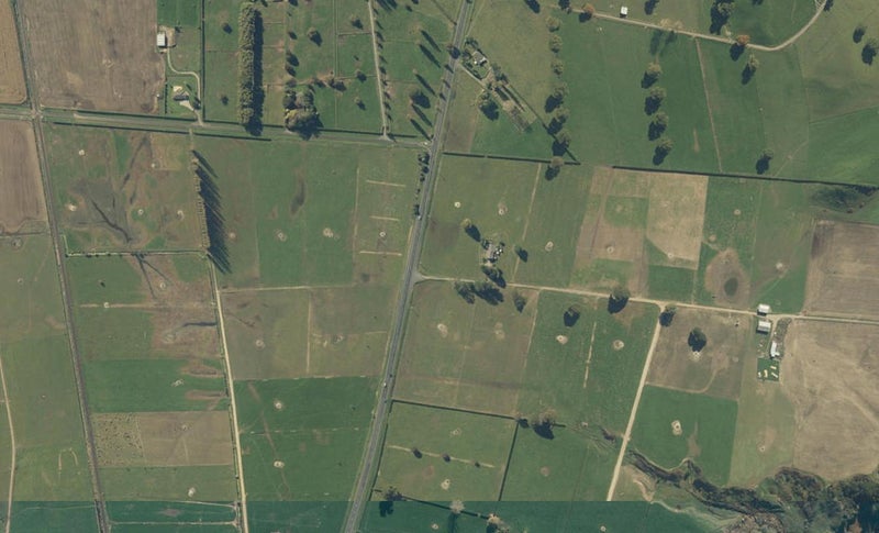 748B State Highway 27, Tirau - Carousel 1