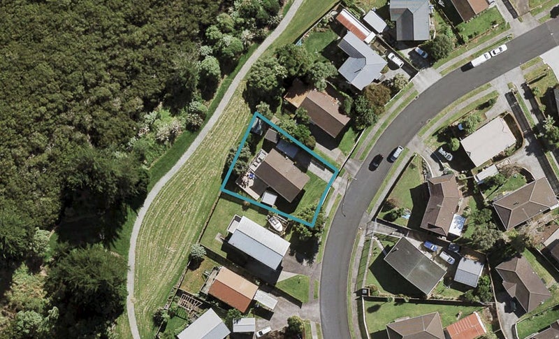 28 Kopara Place, Clendon Park, Auckland - Carousel 1