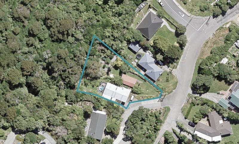 242 Park Road, Belmont, Lower Hutt - Carousel 1