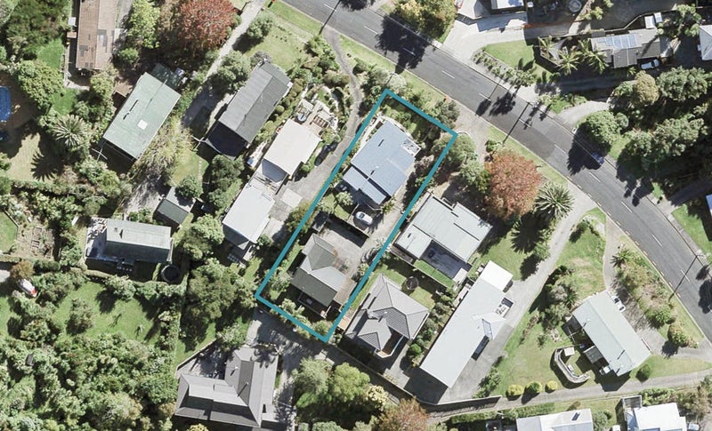 2/9 Marina Road, Torbay, Auckland - Carousel 1