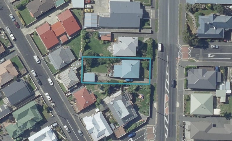 22 Queens Drive, Saint Kilda, Dunedin - Carousel 1