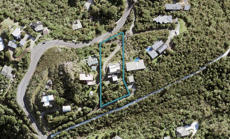 84 Piha Road, New Lynn - Carousel 1