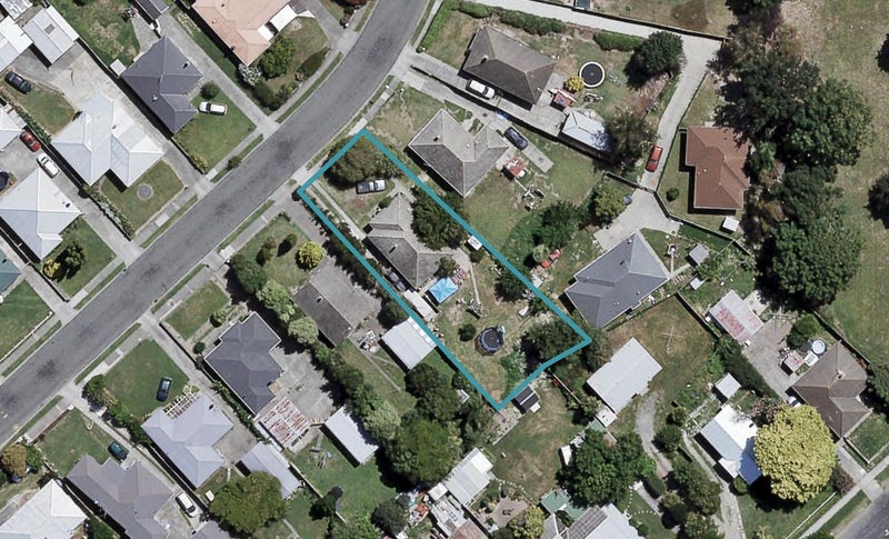 15 Richmond Street, Maraenui, Napier - Carousel 1