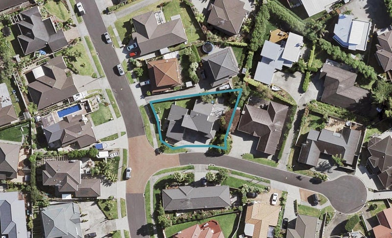 2 Beirut Court, The Gardens, Auckland - Carousel 1