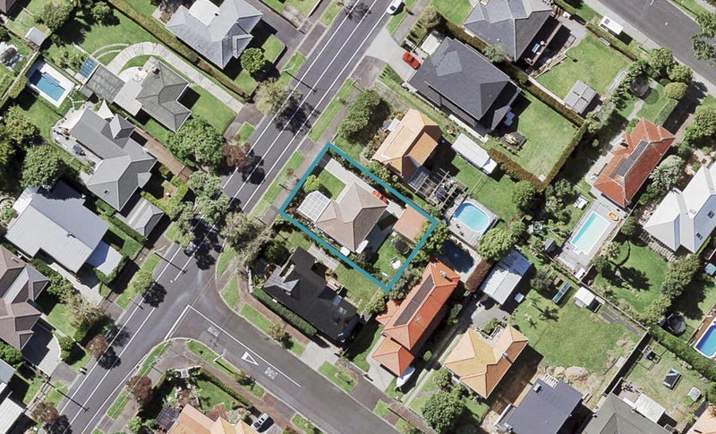 29 Kesteven Avenue, Glendowie, Auckland - Carousel 1