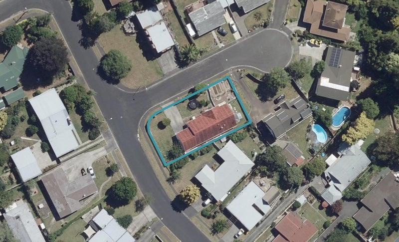 2 Bellwood Place, Chartwell, Hamilton - Carousel 1