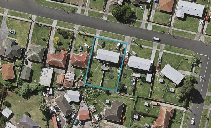 58 Johnstones Road, Ōtara, Auckland - Carousel 1