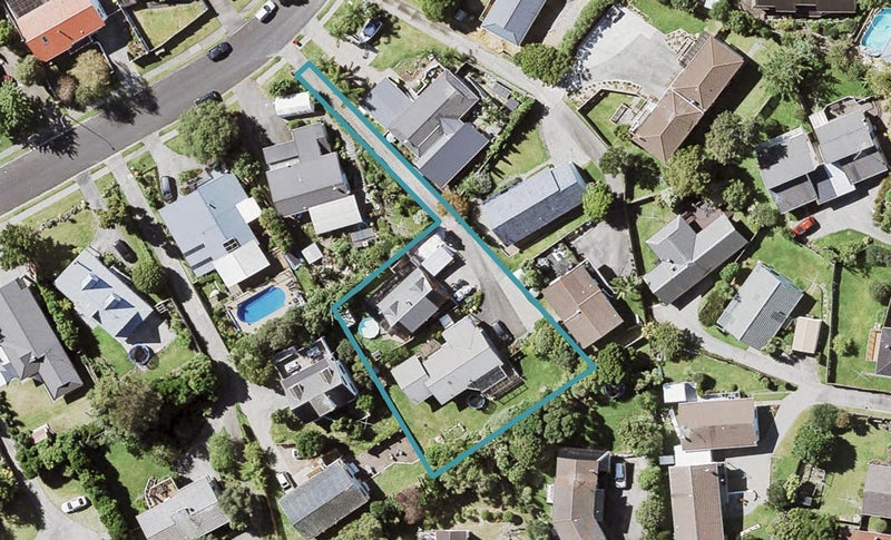 1/67 Langana Avenue, Browns Bay, Auckland - Carousel 1