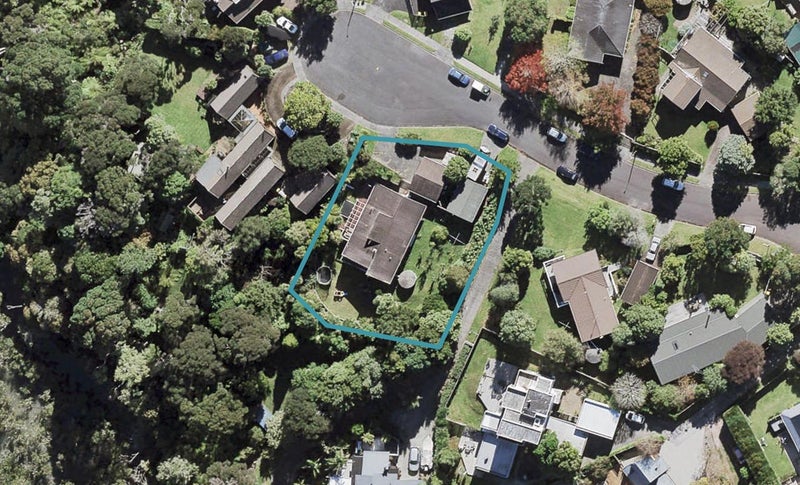 14 Awatahi Place, Greenhithe, Auckland - Carousel 1