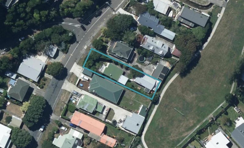 14 Airlie Road, Plimmerton, Porirua - Carousel 1