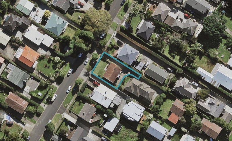 107 Paihia Road, One Tree Hill, Auckland - Carousel 1
