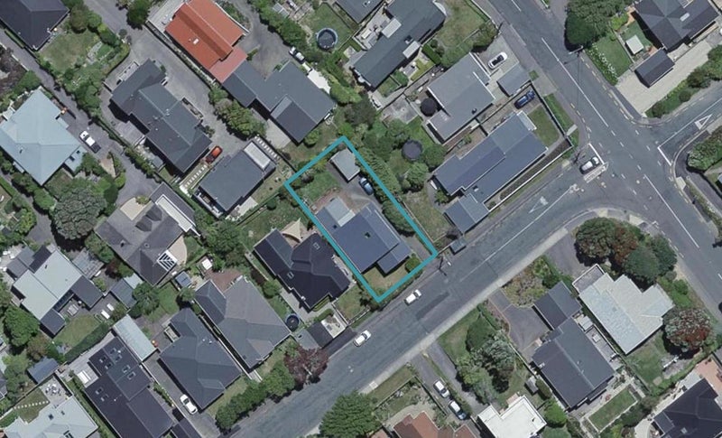 94 Ranui Crescent, Khandallah, Wellington - Carousel 1