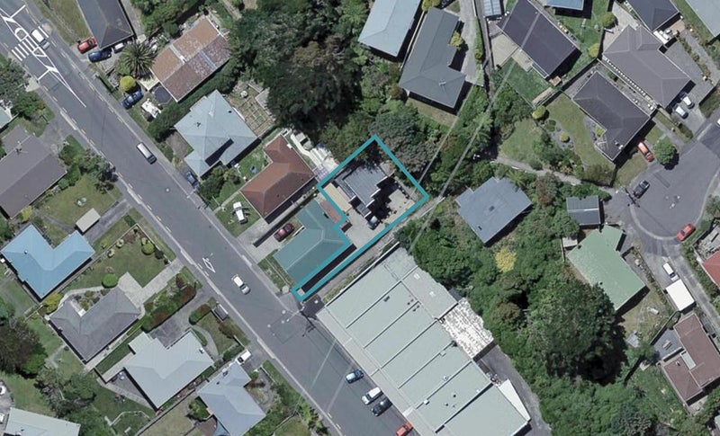 72A Kenmore Street, Newlands, Wellington - Carousel 1