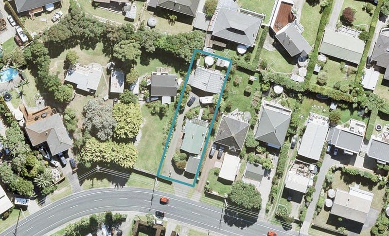 1368 Whangaparaoa Road, Army Bay, Whangaparaoa - Carousel 1