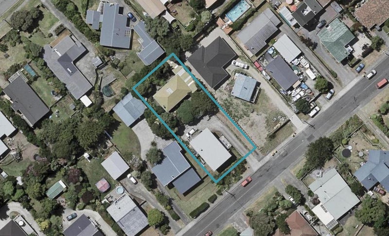 17A Francis road, Paraparaumu Beach, Paraparaumu - Carousel 1