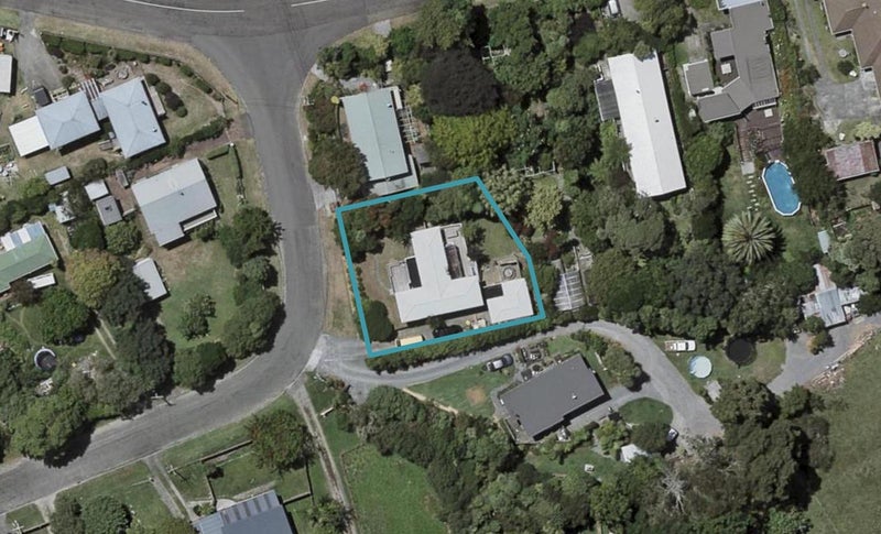 3 Toroa Road, Otaihanga, Paraparaumu - Carousel 1