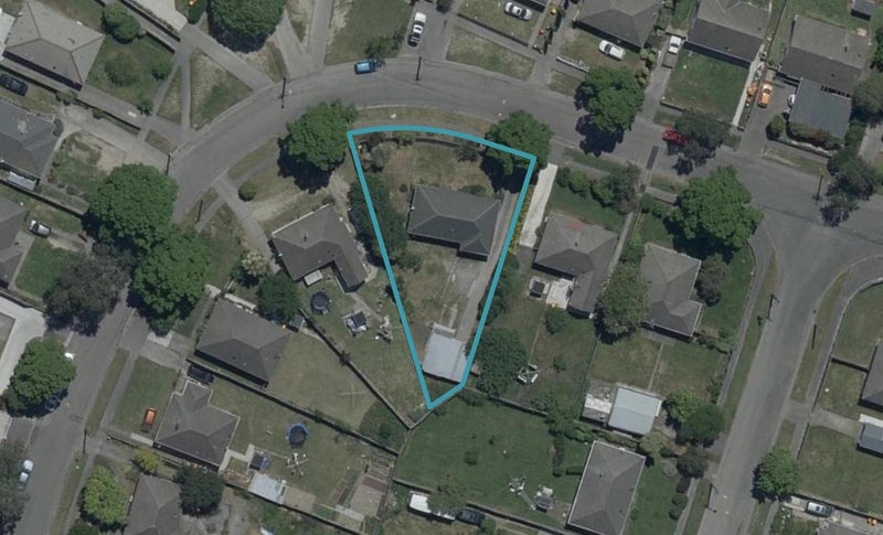 31 Hooker Avenue, Bryndwr, Christchurch - Carousel 1