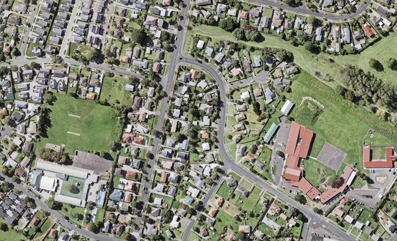 6/11 Farringdon Street, Glen Innes, Auckland - Carousel 1