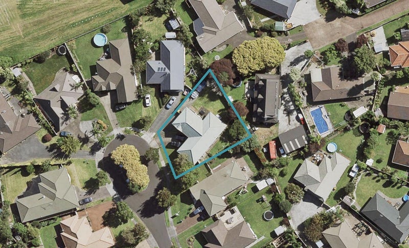 7 Linicro Place, Wattle Downs, Auckland - Carousel 1
