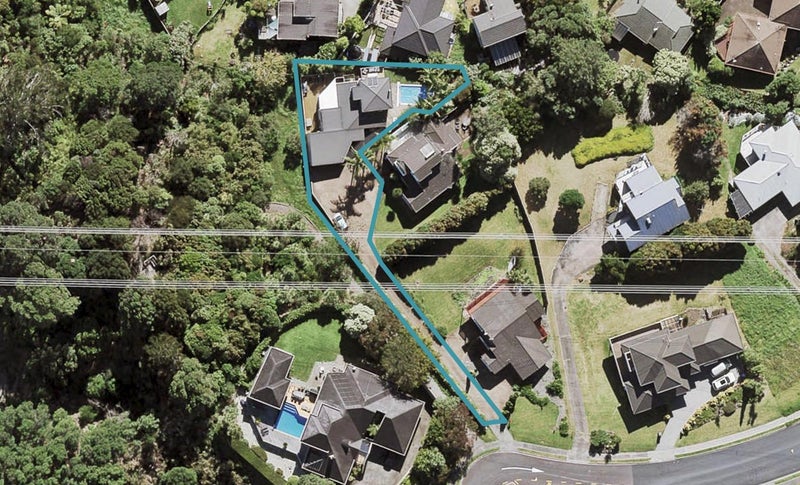 19B Strathnaver Crescent, Lynfield, Auckland - Carousel 1