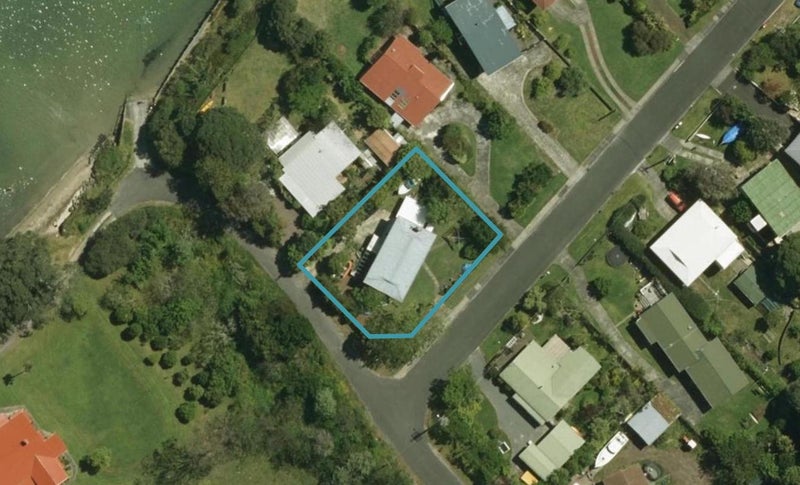 3 Pyle Road West, One Tree Point, Whangārei - Carousel 1