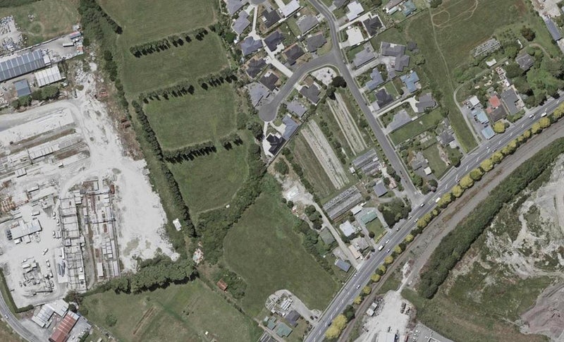 39E Main Highway, Ōtaki - Carousel 1