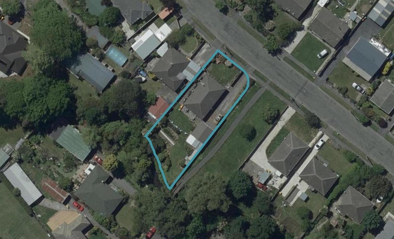 37 Glynne Crescent, Spreydon, Christchurch - Carousel 1
