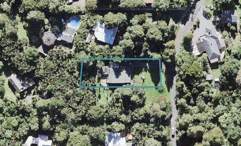 47 Bush Road, Waiatarua, Auckland - Carousel 1