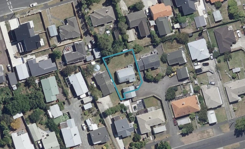 37B Claude Street, Fairfield, Hamilton - Carousel 1