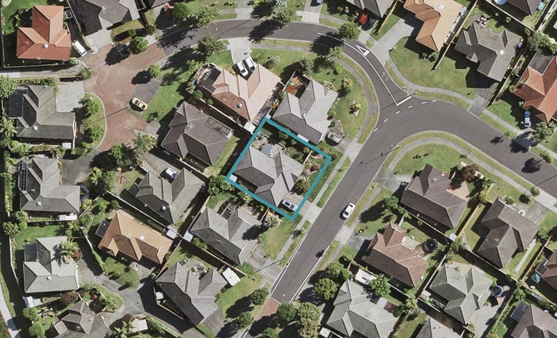 54 Sandwick Drive, Weymouth, Auckland - Carousel 1