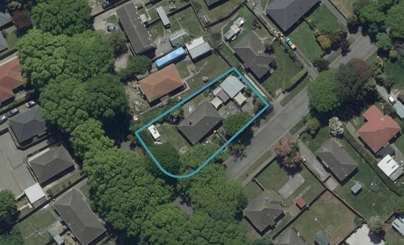 1 Attlee Crescent, Bryndwr, Christchurch - Carousel 1