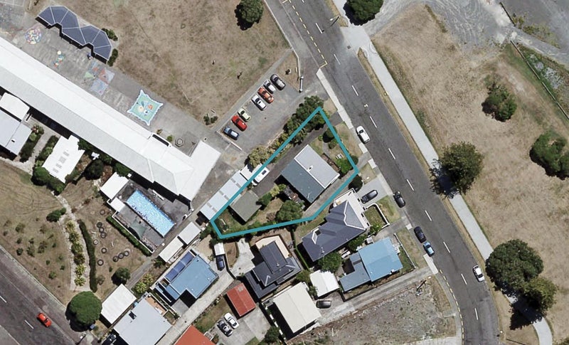 12 Ferguson Avenue, Westshore, Napier - Carousel 1