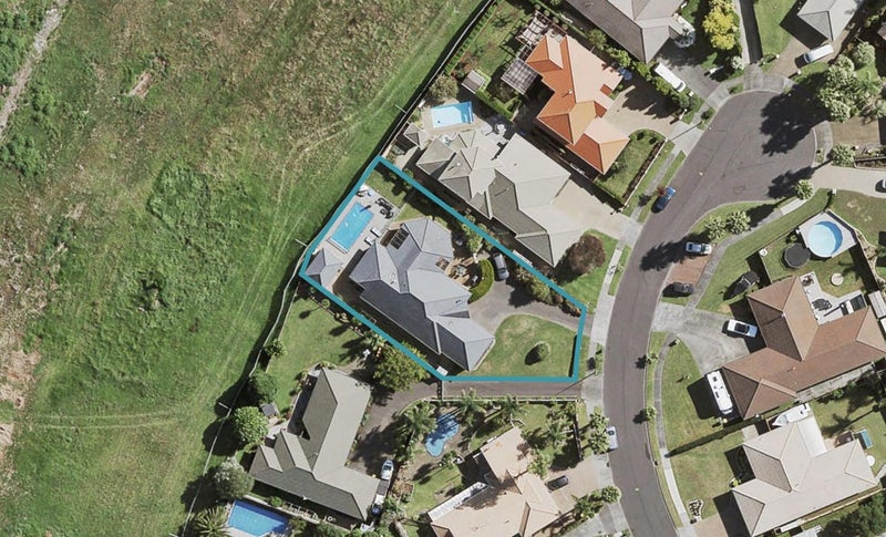 18 Aristoy Close, Conifer Grove, Takanini - Carousel 1