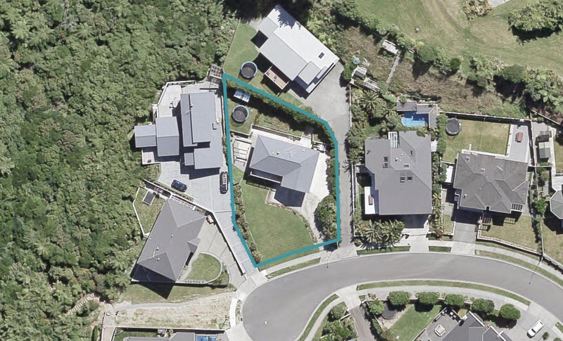 54 Arahiwi Grove, Tirohanga, Lower Hutt - Carousel 1