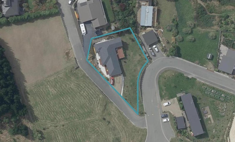 2 Leading Light Lane, Governors Bay, Lyttelton - Carousel 1
