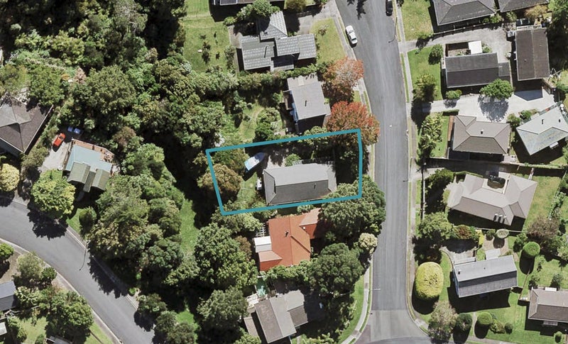 6 Alaunia Place, Lynfield, Auckland - Carousel 1
