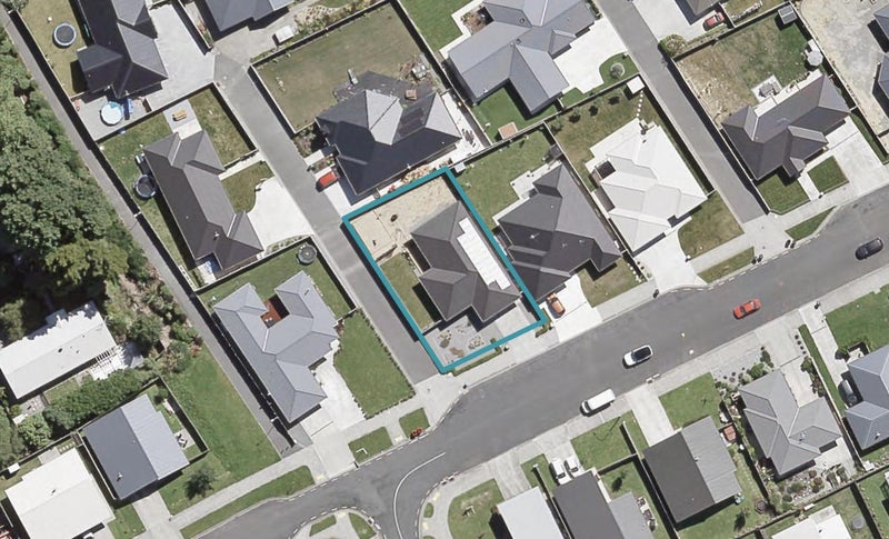 14 Sunstone Crescent, Brown Owl, Upper Hutt - Carousel 1