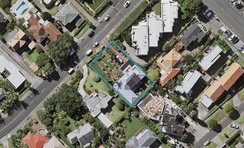8 Ngaiwi Street, Orakei, Auckland - Carousel 1