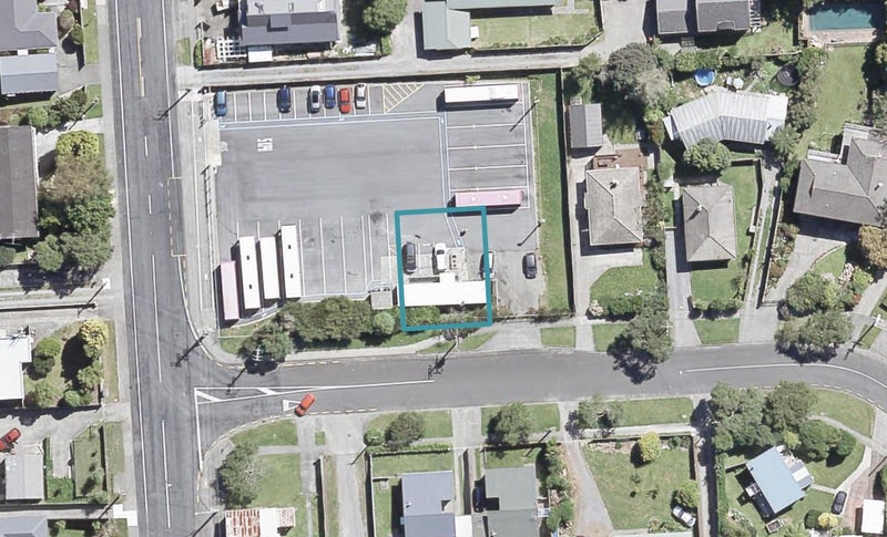 5 Kamahi Street, Stokes Valley, Lower Hutt - Carousel 1