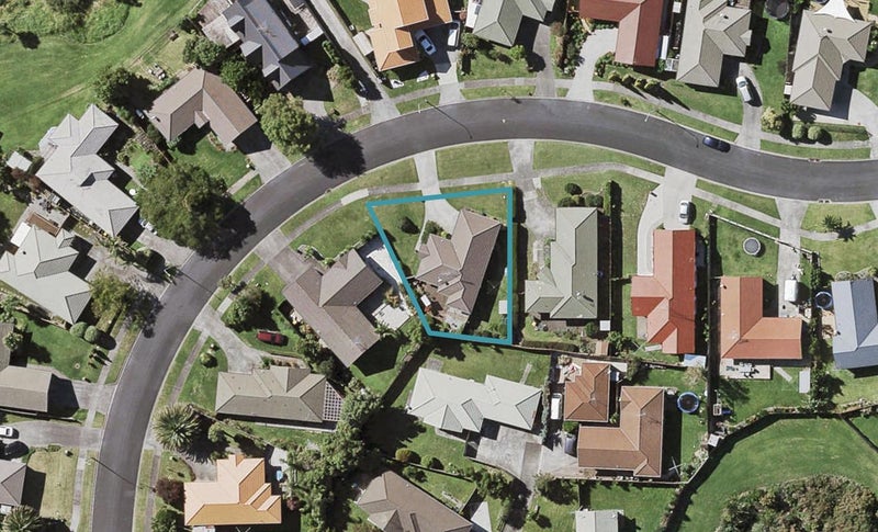 20 Davington Way, Burswood, Auckland - Carousel 1