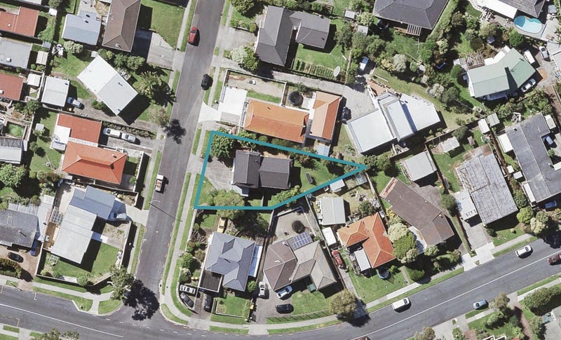 3 Vanbrugh Place, Bucklands Beach, Auckland - Carousel 1