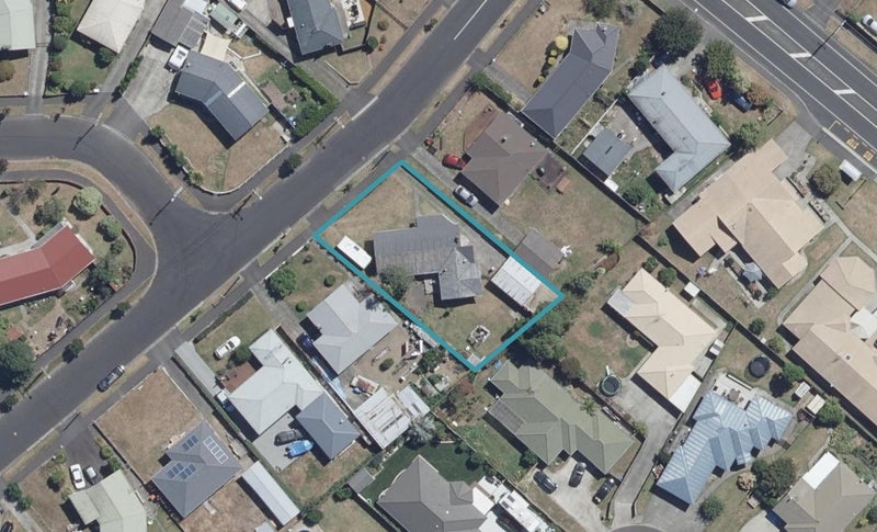 6 Mears Road, St Andrews, Hamilton - Carousel 1