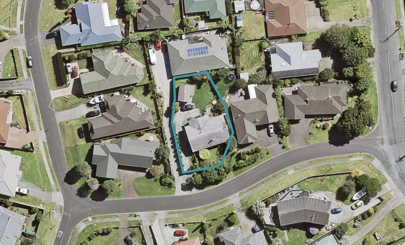 10 Merlot Heights, Huapai, Kumeū - Carousel 1