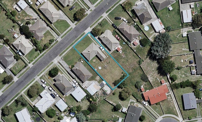 11 Gilray Avenue, Maraenui, Napier - Carousel 1